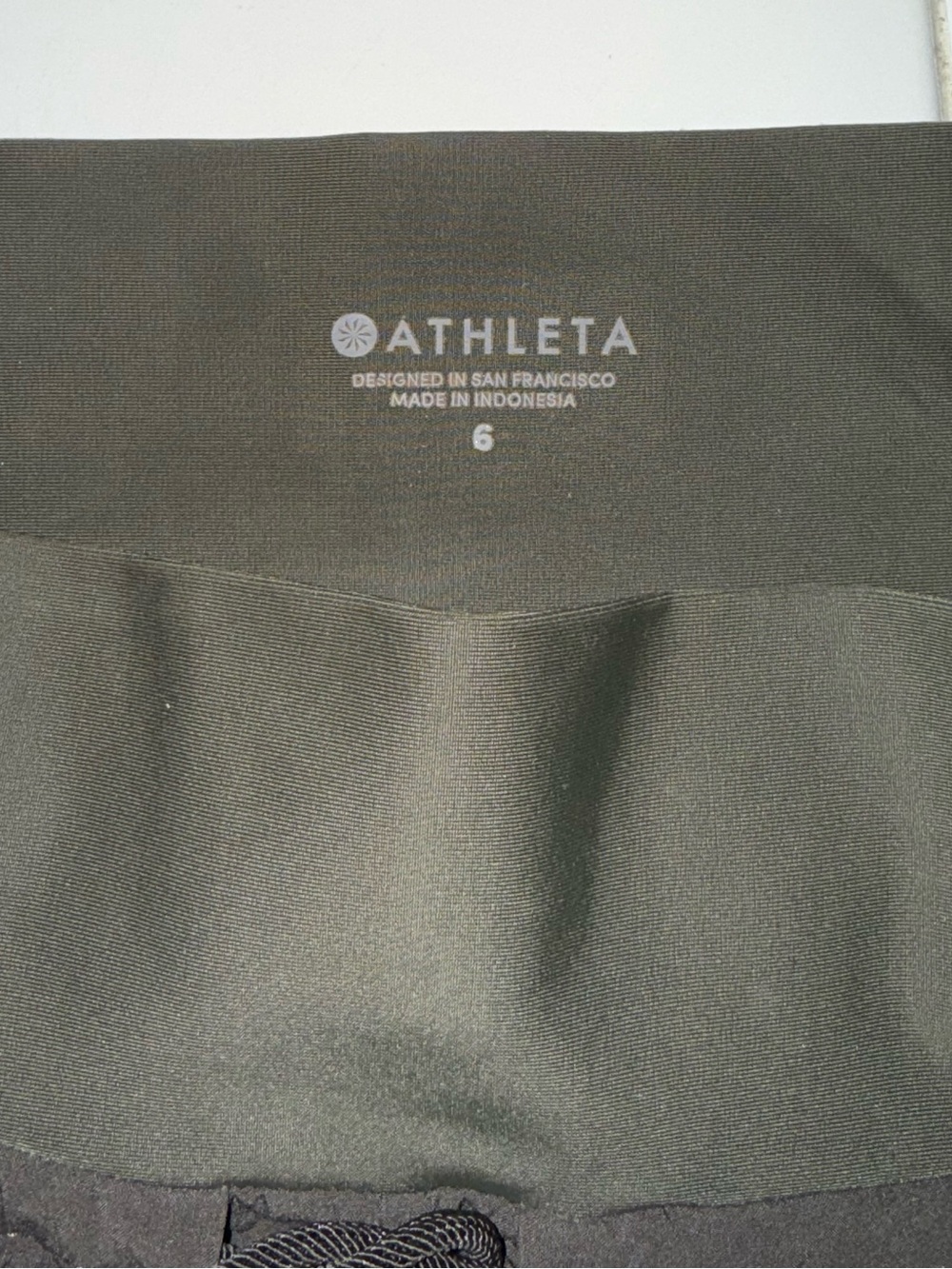 Athleta Olive Sutton Cargo Joggers with Drawstring - Picture 3 of 8
